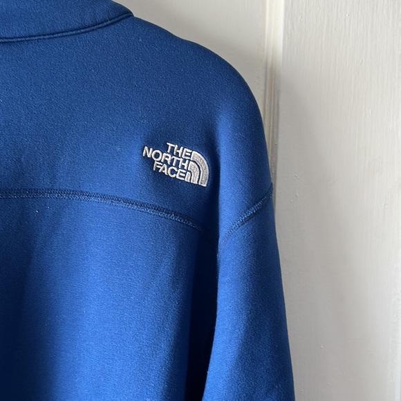 North Face Summit Series half zip with front pocket - Size M - Picture 8 of 9